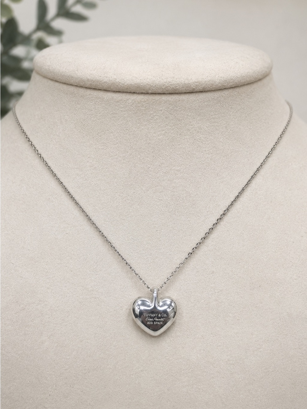 TIFFANY & Co. E. Peretti Concave Heart Necklace - Picture 2 of 6